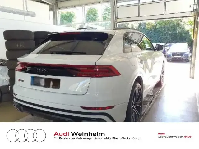 Audi SQ8