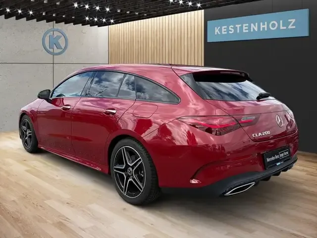 Mercedes-Benz CLA 200