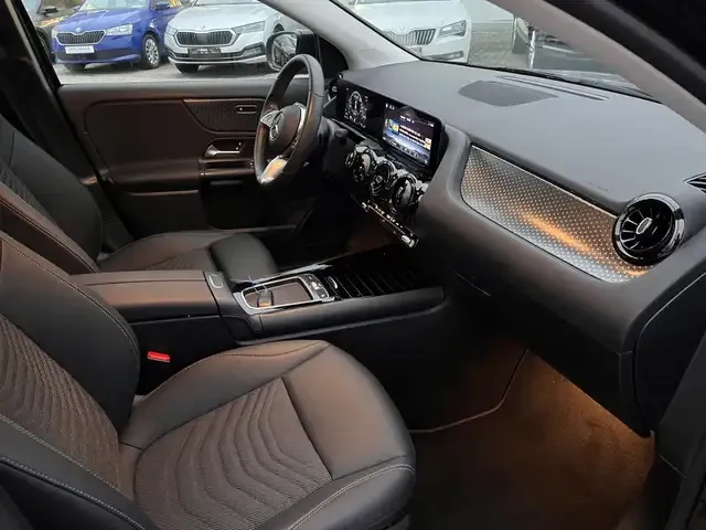 Mercedes-Benz GLA 180