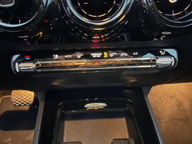 Mercedes-Benz GLA 180