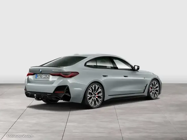 BMW 440