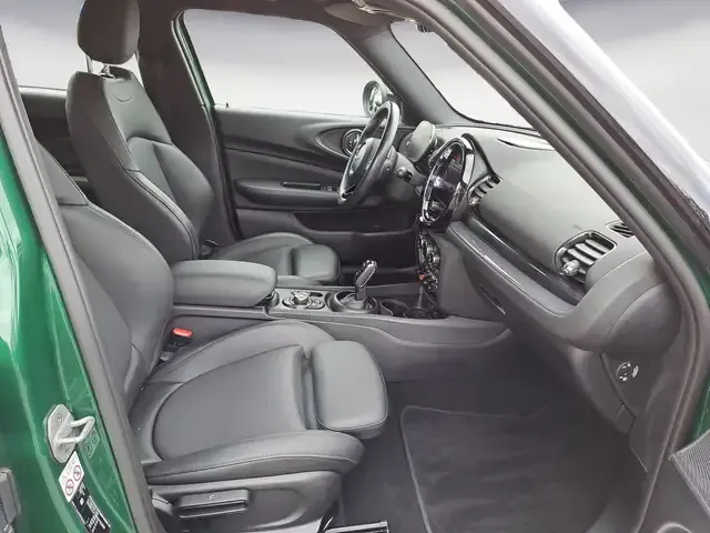 MINI Cooper Clubman