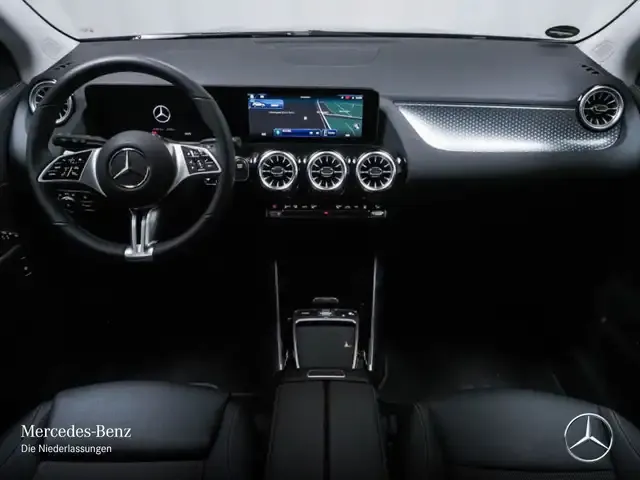 Mercedes-Benz EQA 300