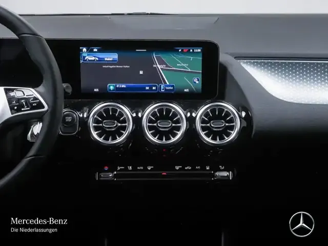 Mercedes-Benz EQA 300