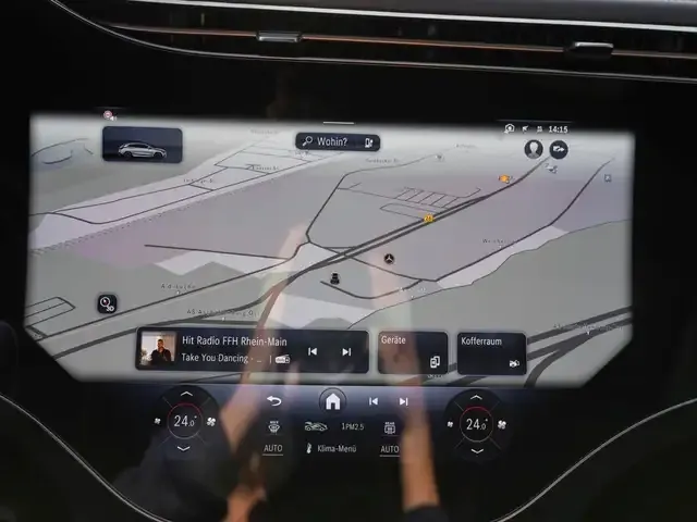 Mercedes-Benz EQE SUV