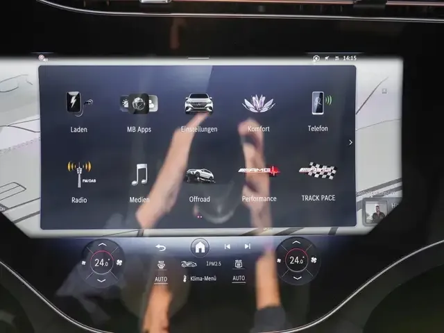 Mercedes-Benz EQE SUV