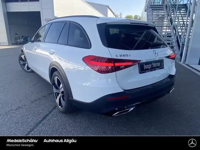 Mercedes-Benz C 220