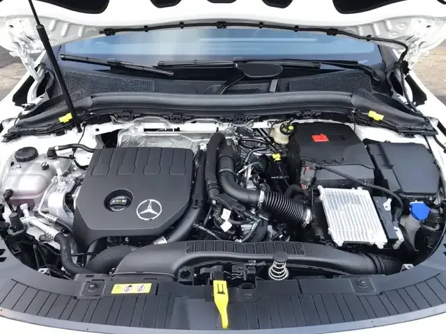 Mercedes-Benz GLA 180