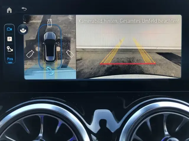 Mercedes-Benz GLA 180