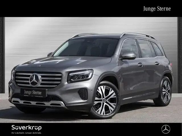 Mercedes-Benz GLB 180