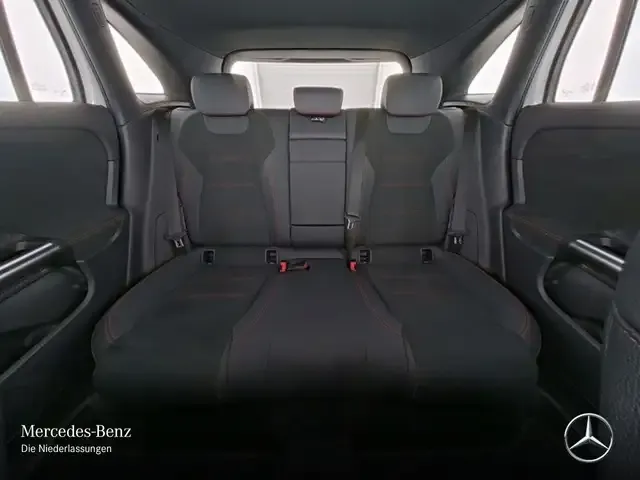 Mercedes-Benz EQA 300