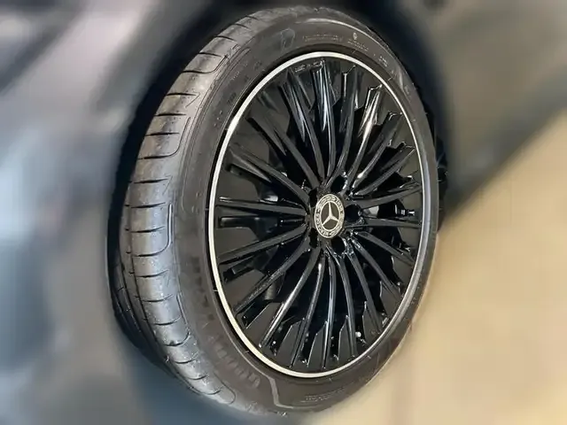 Mercedes-Benz CLE 300