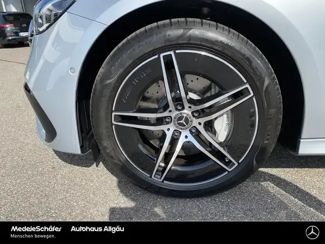 Mercedes-Benz E 400
