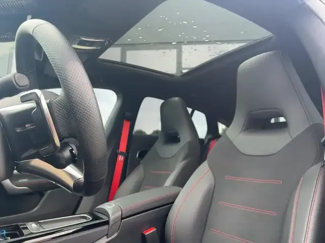 Mercedes-Benz CLA 35 AMG
