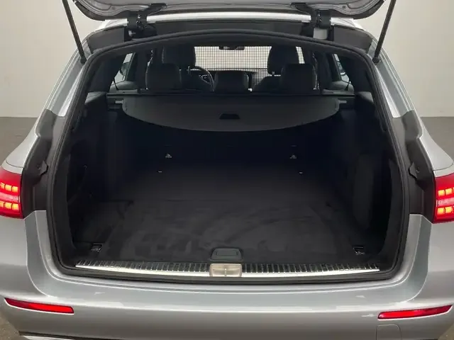 Mercedes-Benz E 400