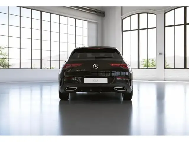 Mercedes-Benz CLA 250