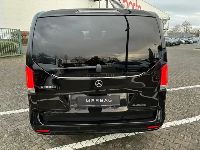 Mercedes-Benz V 300