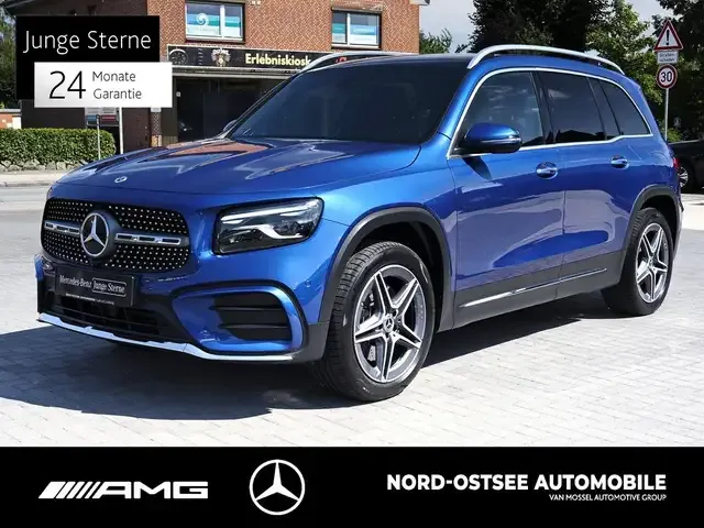 Mercedes-Benz GLB 220