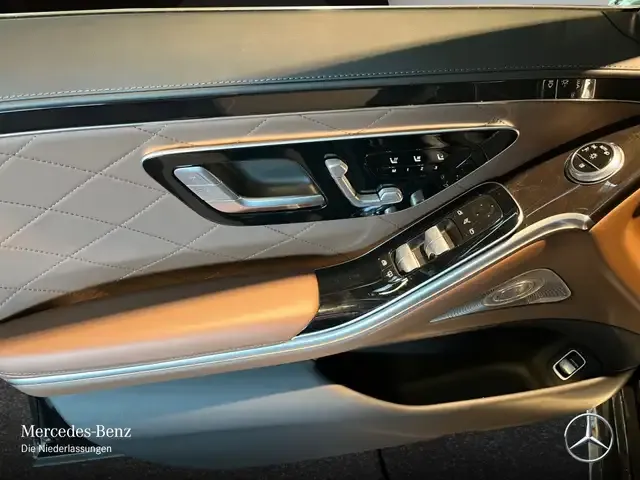 Mercedes-Benz S 400