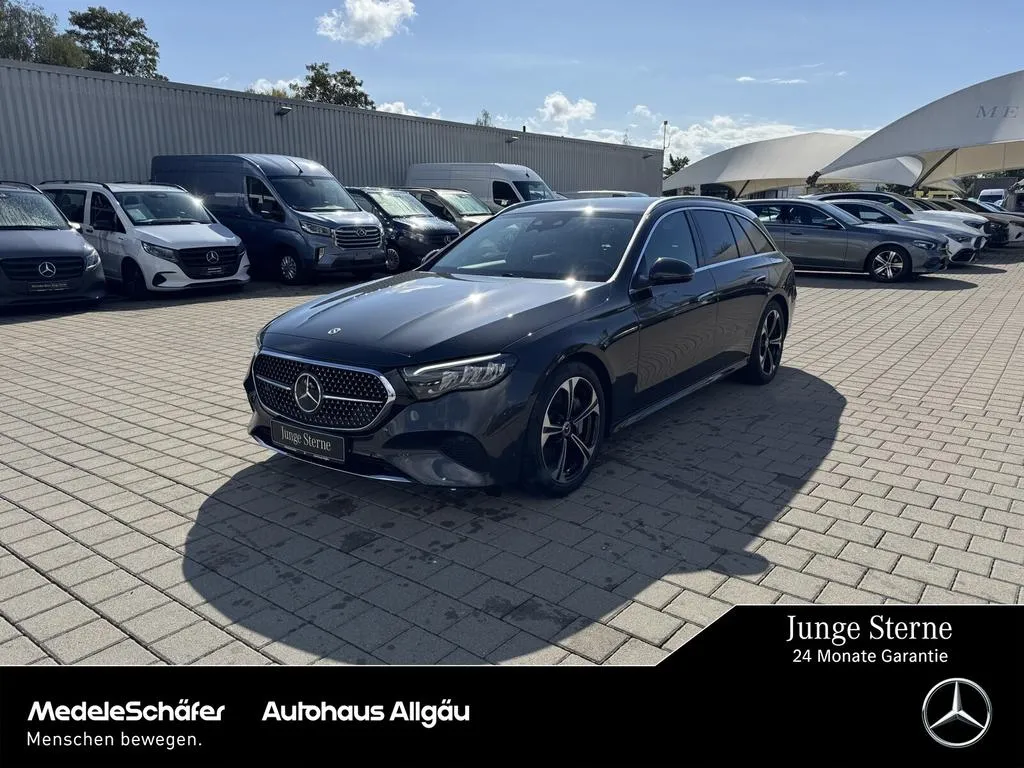 Mercedes-Benz E 300