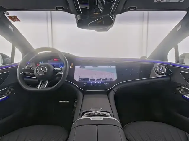 Mercedes-Benz EQE 300