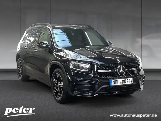 Mercedes-Benz GLB 220