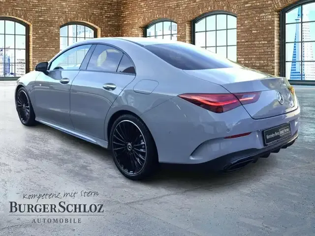 Mercedes-Benz CLA 180