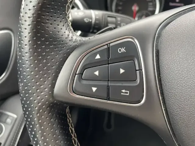 Mercedes-Benz CLA 220