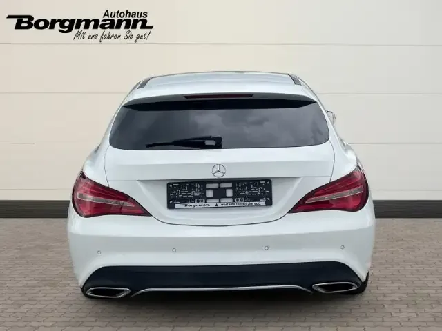 Mercedes-Benz CLA 220
