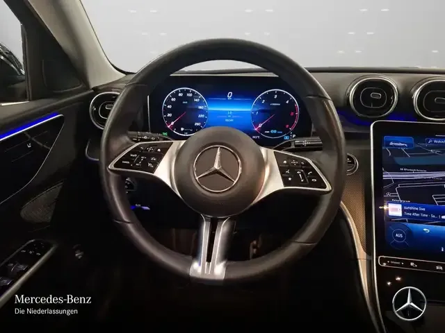 Mercedes-Benz C 220