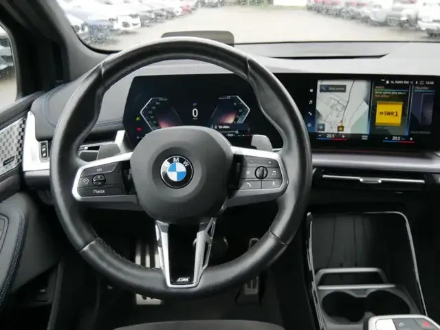 BMW 220