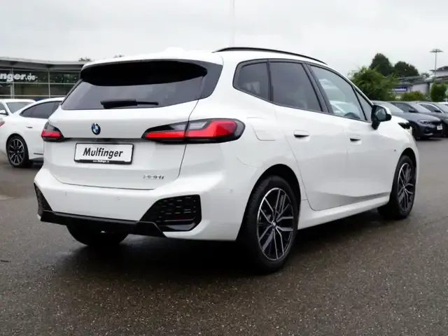 BMW 220