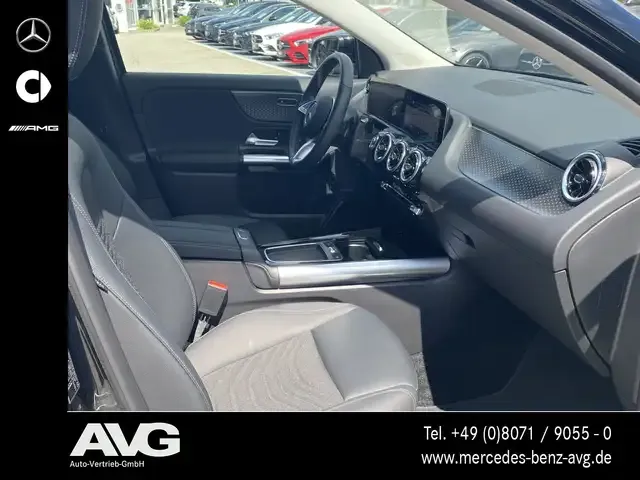 Mercedes-Benz GLA 180