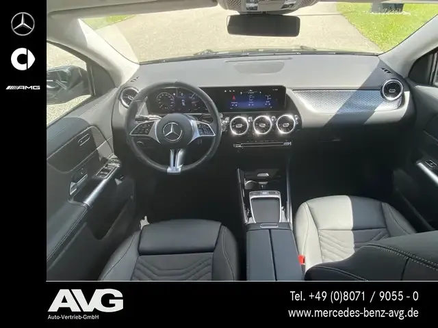 Mercedes-Benz GLA 180