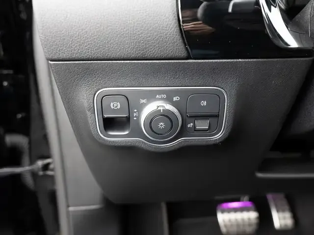 Mercedes-Benz GLA 220