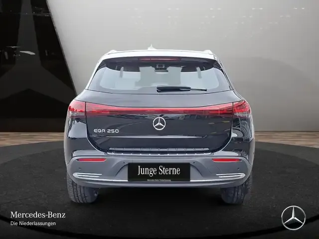 Mercedes-Benz EQA 250