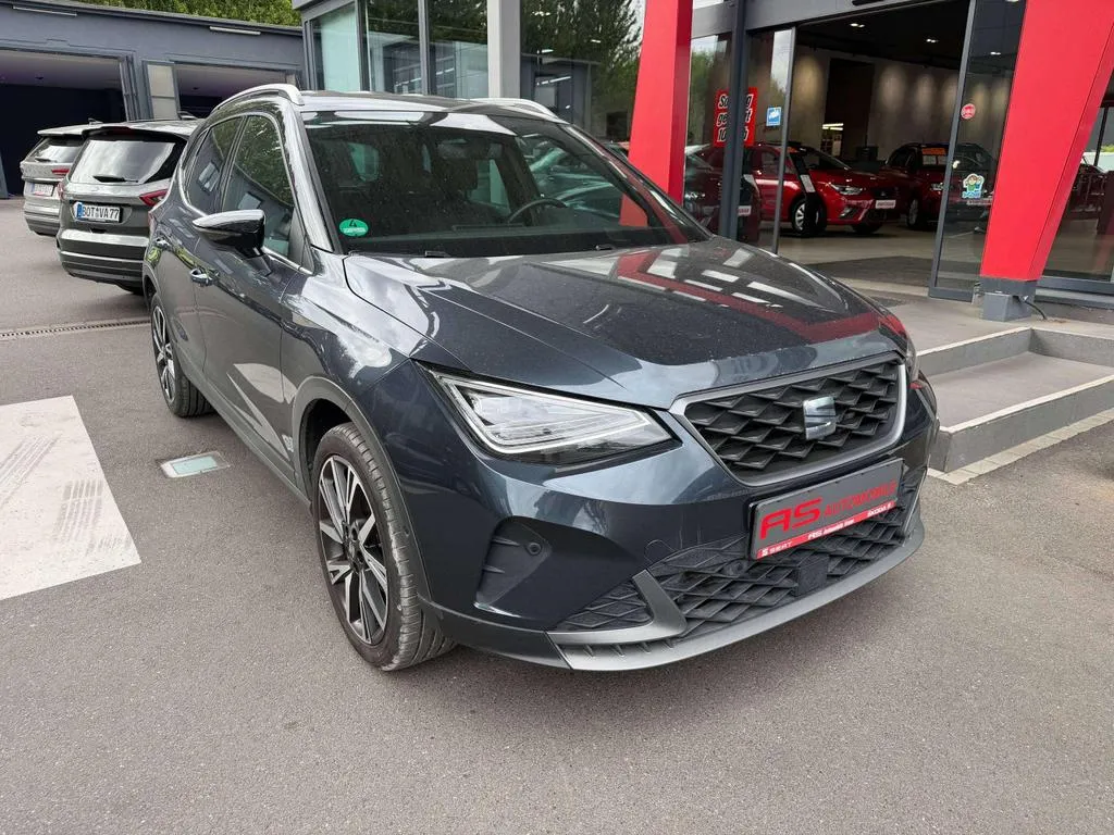 Seat Arona
