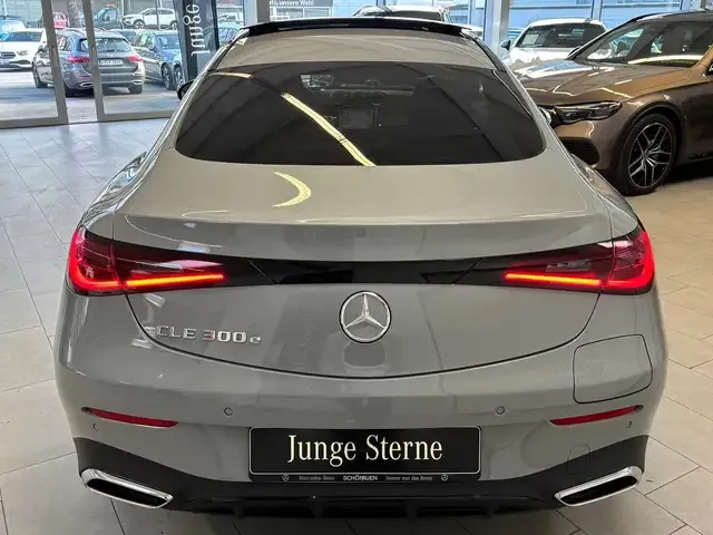 Mercedes-Benz CLE 300