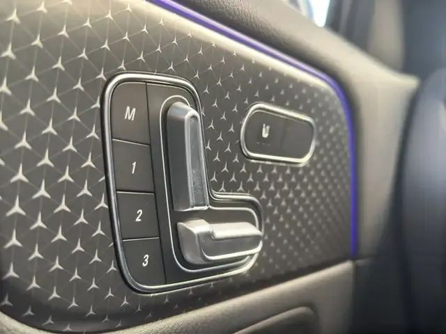 Mercedes-Benz GLA 220