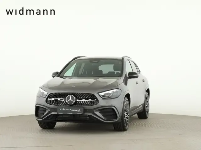 Mercedes-Benz GLA 220