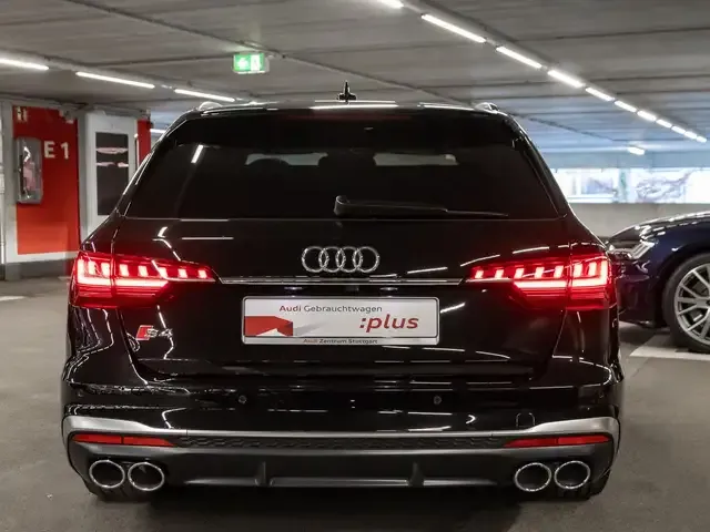 Audi S4