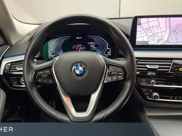 BMW 530