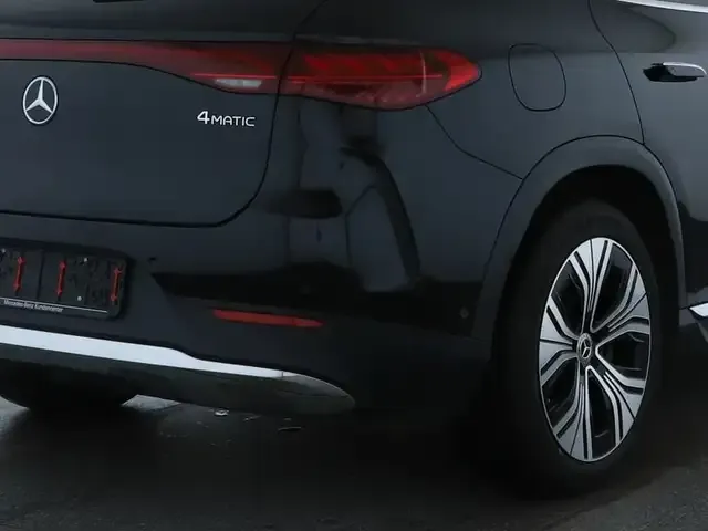 Mercedes-Benz EQE 350