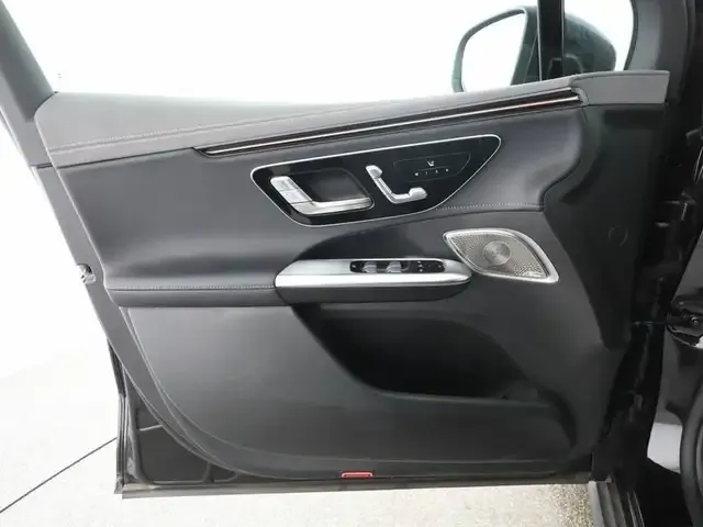 Mercedes-Benz EQE 350