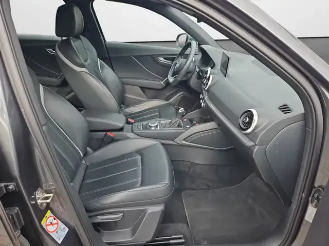 Audi SQ2