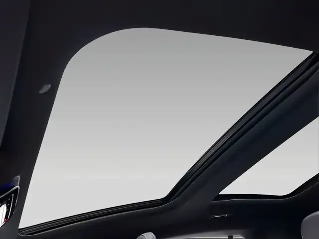 Mercedes-Benz EQE 300