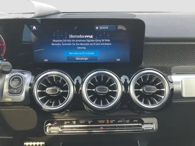 Mercedes-Benz GLB 200