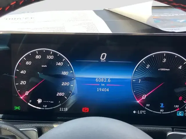 Mercedes-Benz GLB 200