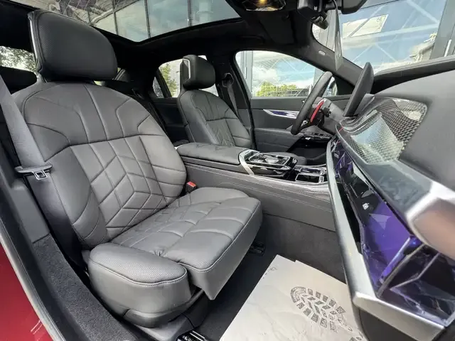 BMW 760