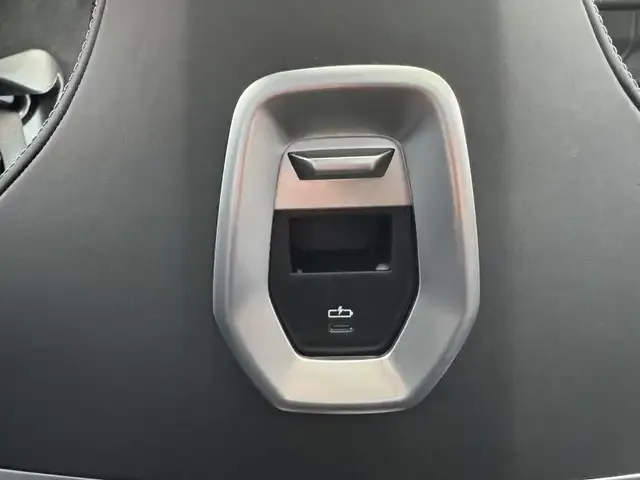 BMW 760